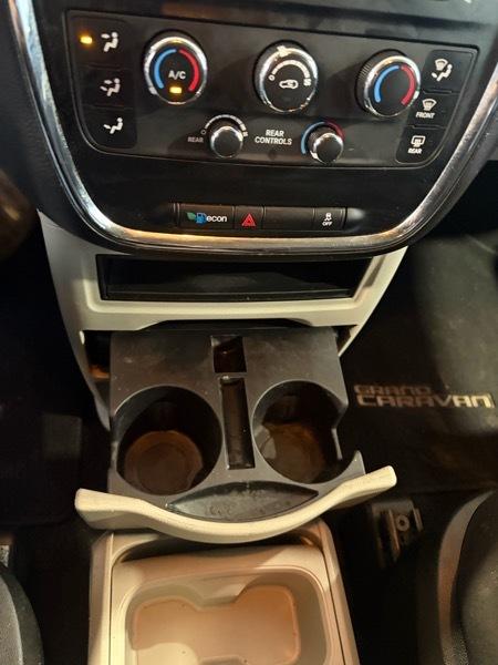 Dodge Grand Caravan SE 2013