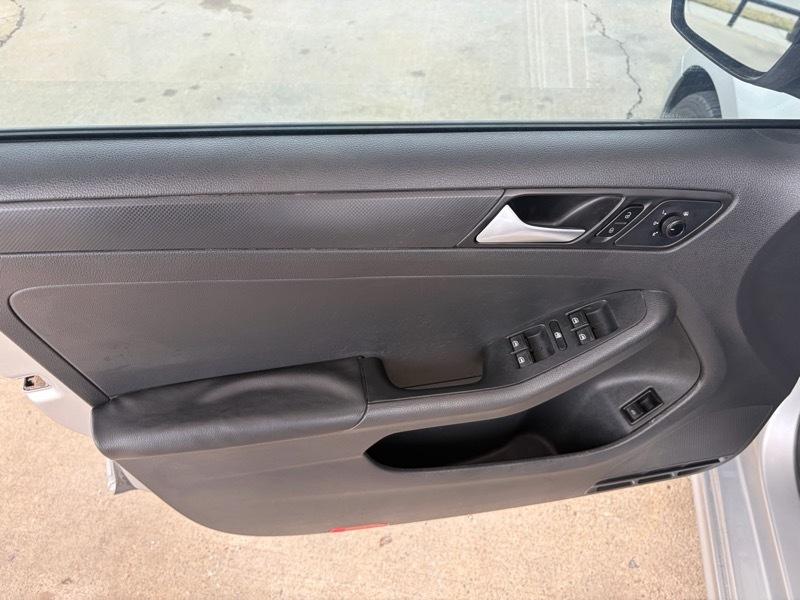 Volkswagen Jetta 1.4T S Auto 2016