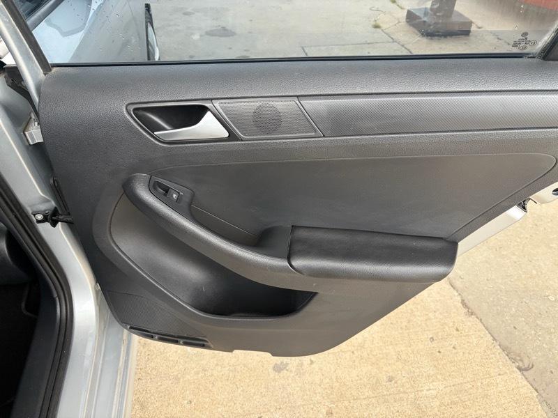 Volkswagen Jetta 1.4T S Auto 2016