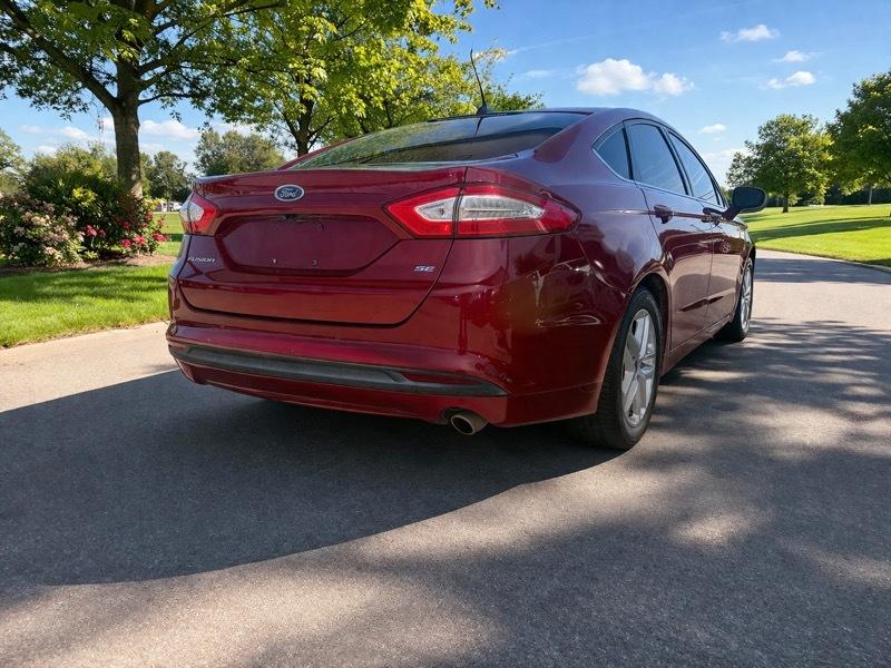 Ford Fusion SE 2016