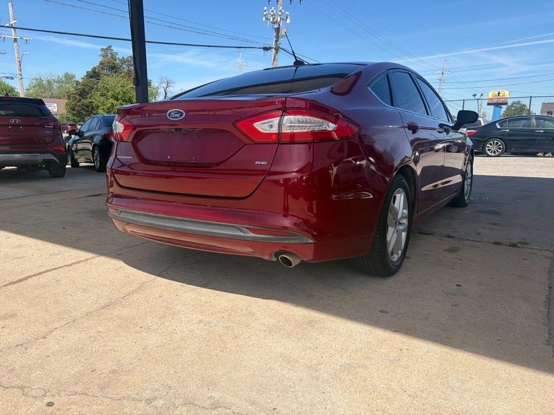 Ford Fusion SE 2016