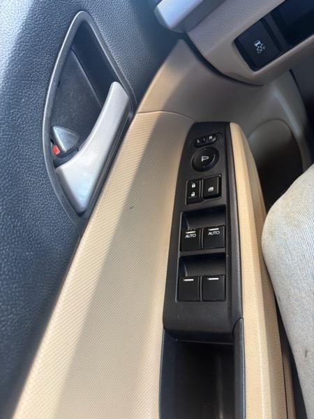 Honda Accord SE 2011