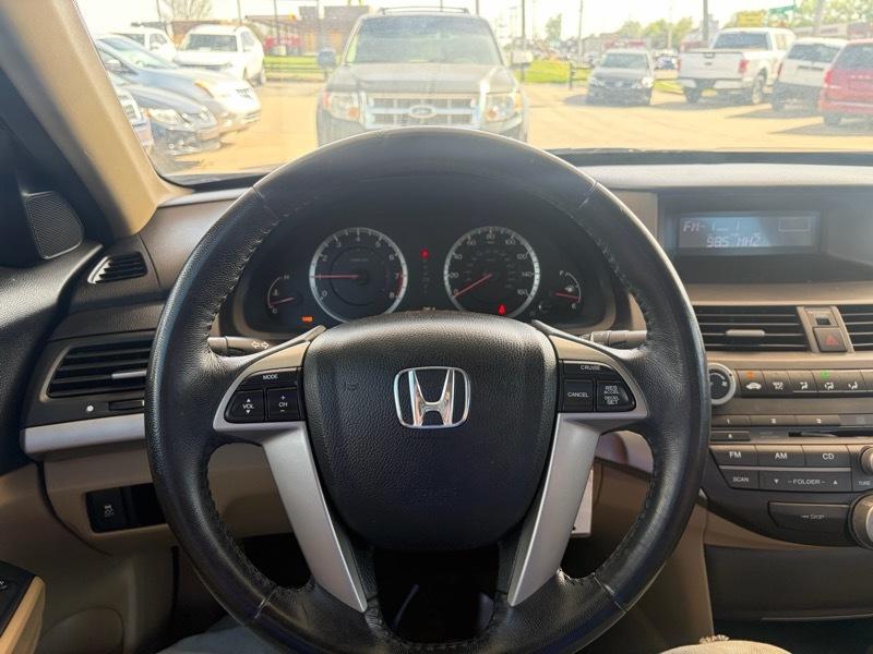 Honda Accord SE 2011