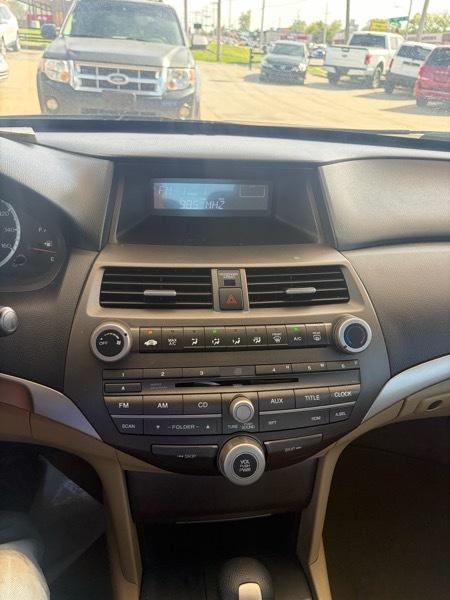 Honda Accord SE 2011