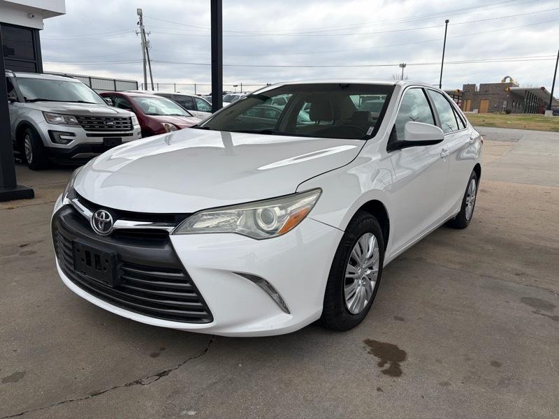 Toyota Camry LE 2016