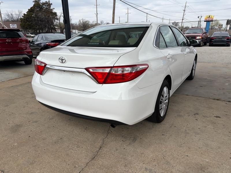 Toyota Camry LE 2016