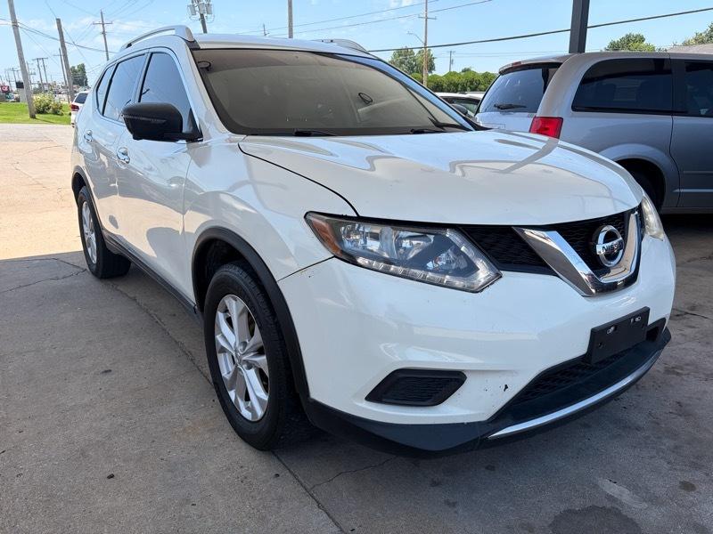 Nissan ROGUE S/SV  2016