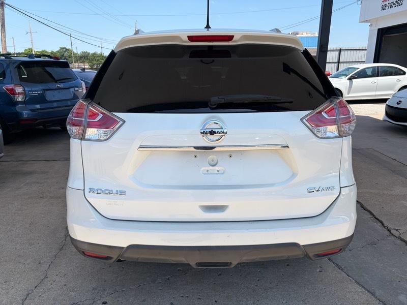 Nissan ROGUE S/SV  2016