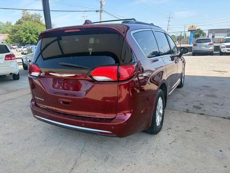 Chrysler Pacifica  2017