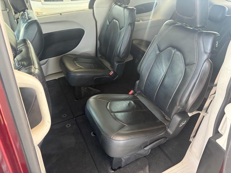 Chrysler Pacifica  2017