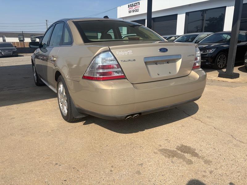 Ford TAURUS LIM  2008