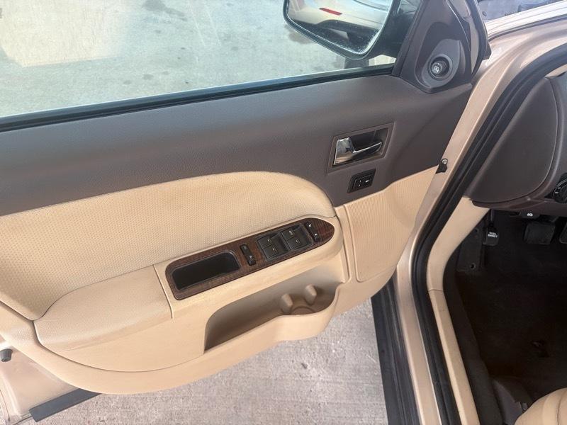 Ford TAURUS LIM  2008