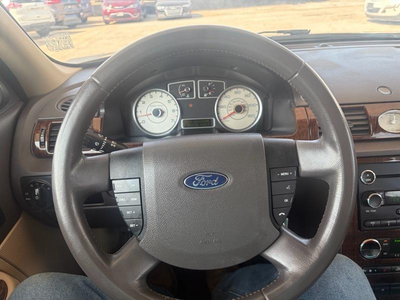 Ford TAURUS LIM  2008