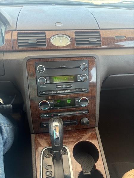 Ford TAURUS LIM  2008