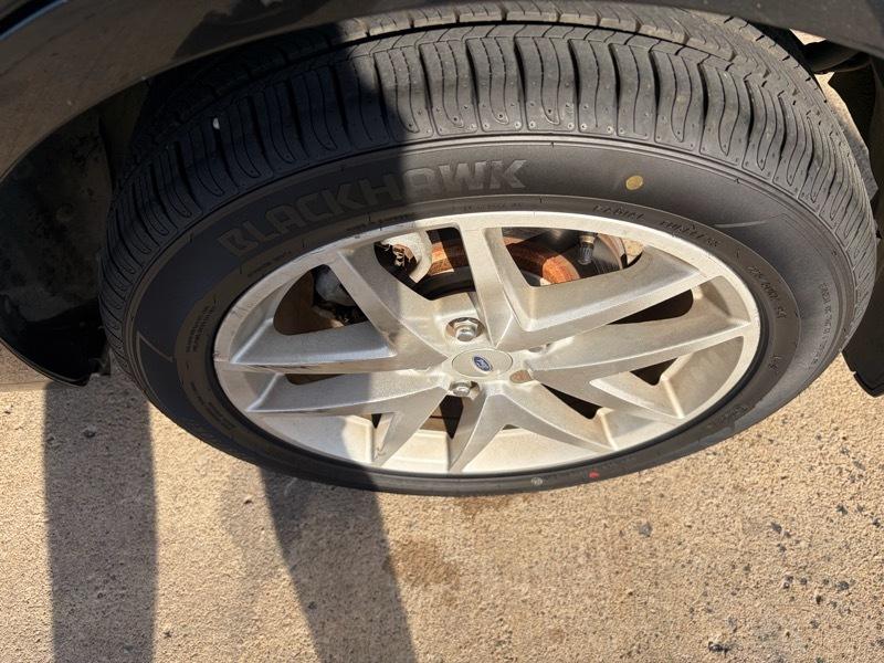 Ford Fusion 4dr Sdn I4 SEL 2010