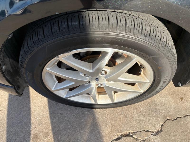 Ford Fusion 4dr Sdn I4 SEL 2010