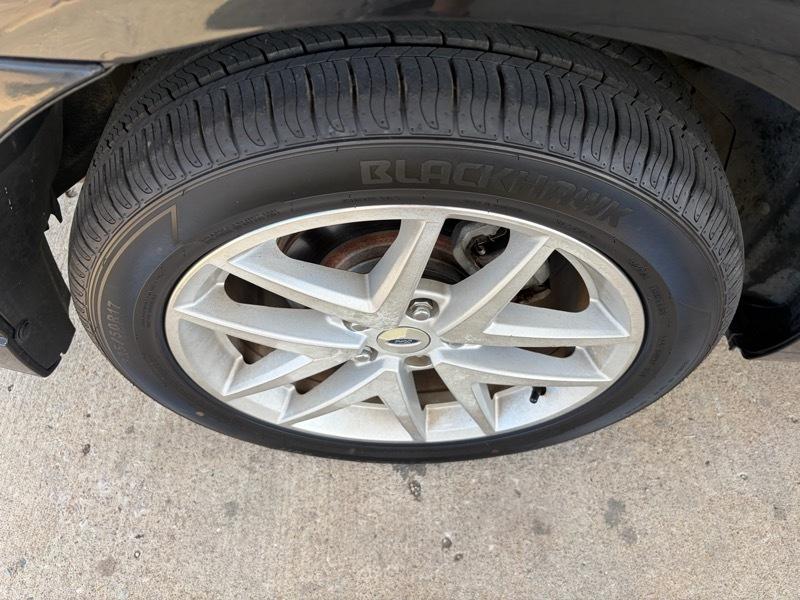 Ford Fusion 4dr Sdn I4 SEL 2010