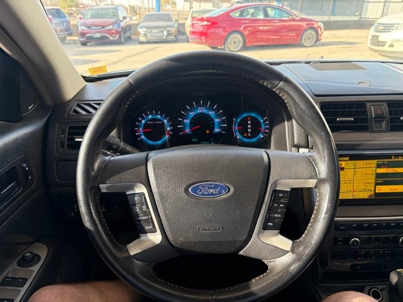 Ford Fusion 4dr Sdn I4 SEL 2010