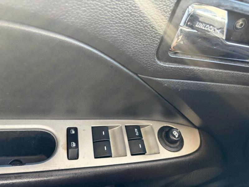 Ford Fusion 4dr Sdn I4 SEL 2010