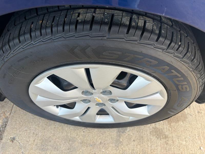 Chevrolet Cruze LS 2013