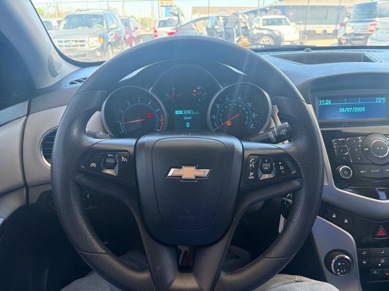 Chevrolet Cruze LS 2013