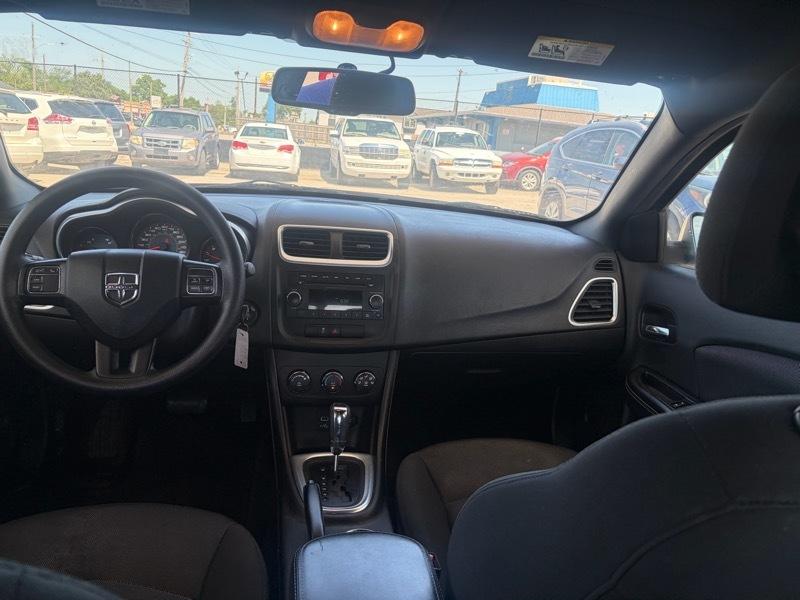 Dodge AVENGER SE  2014