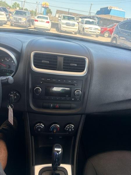 Dodge AVENGER SE  2014