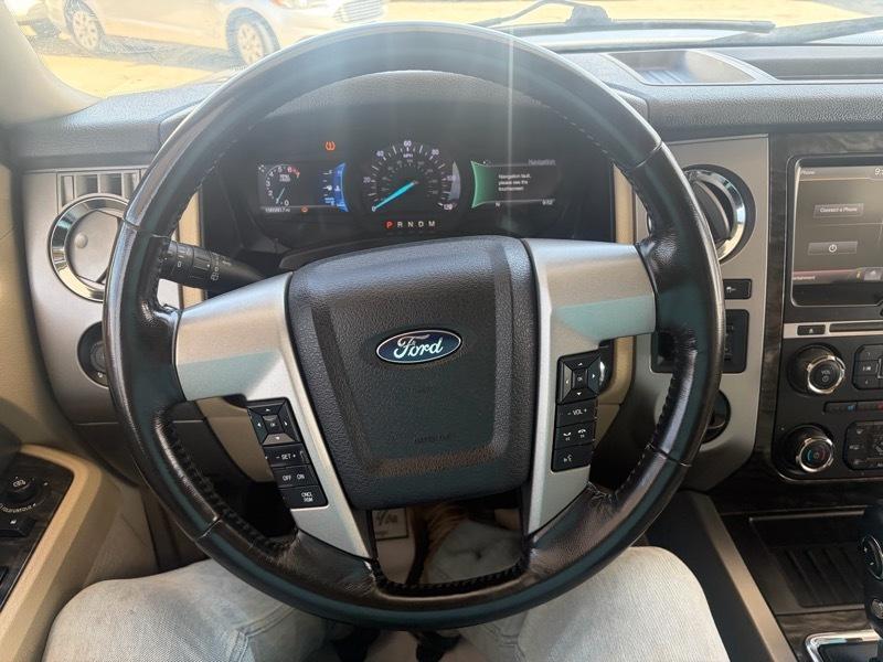 Ford Expedition 4dr Limited 2015