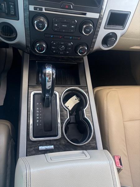 Ford Expedition 4dr Limited 2015