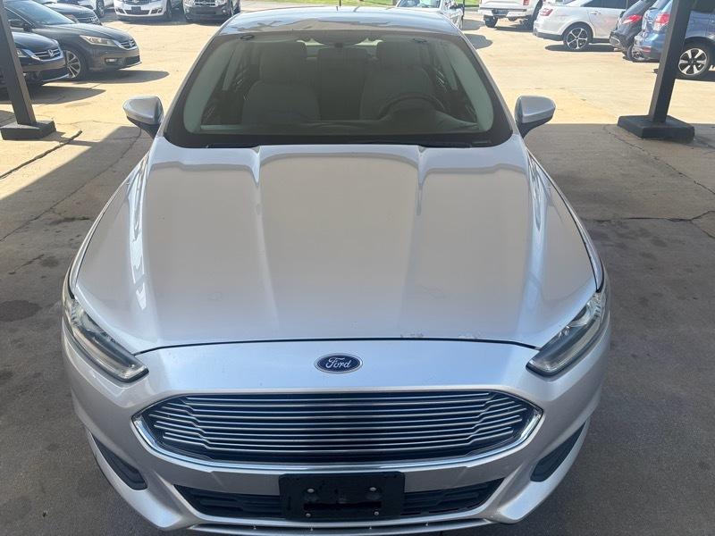 Ford Fusion S 2013