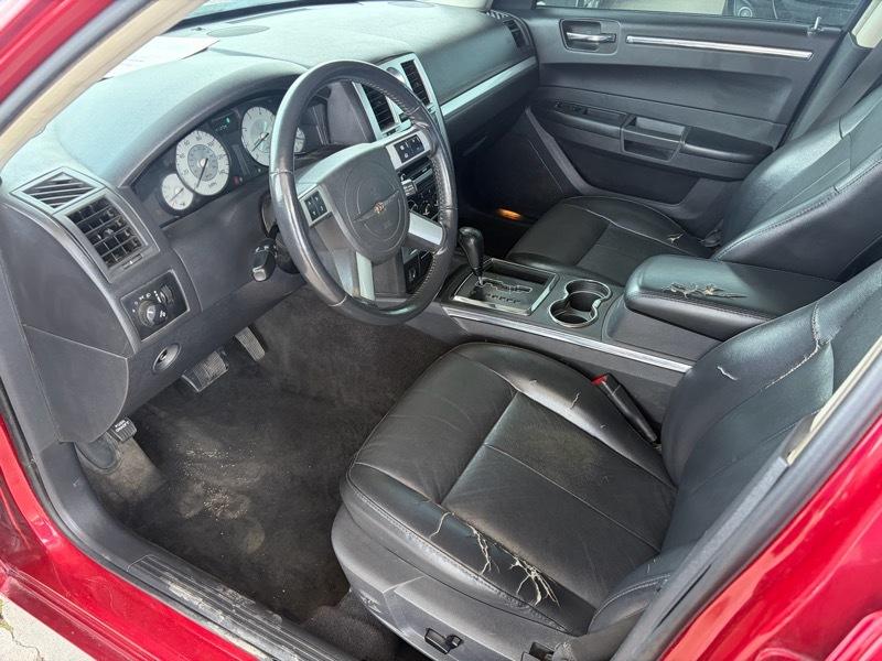 Chrysler 300 300 Touring RWD 2010
