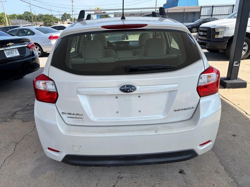 Subaru Impreza 2.0i 4-Door 2012