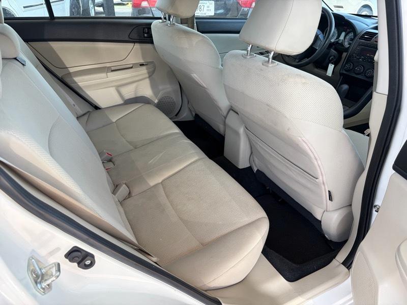 Subaru Impreza 2.0i 4-Door 2012