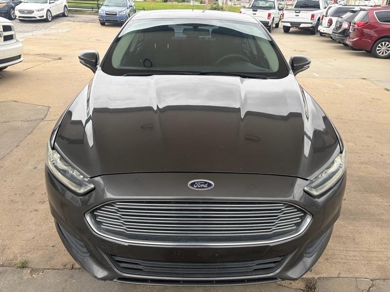 Ford Fusion SE 2015