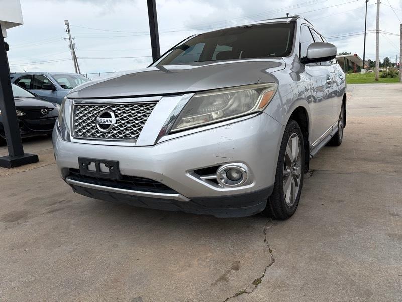 Nissan Pathfinder Platinum 2014