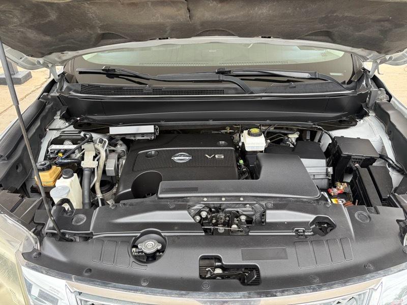 Nissan Pathfinder Platinum 2014