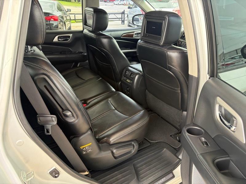 Nissan Pathfinder Platinum 2014