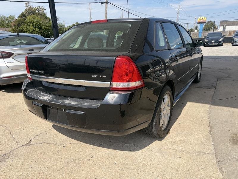 Chevrolet Malibu Wagon  2004