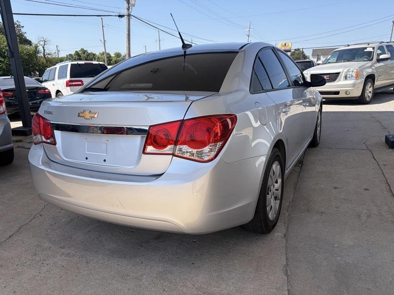 Chevrolet Cruze LS 2014