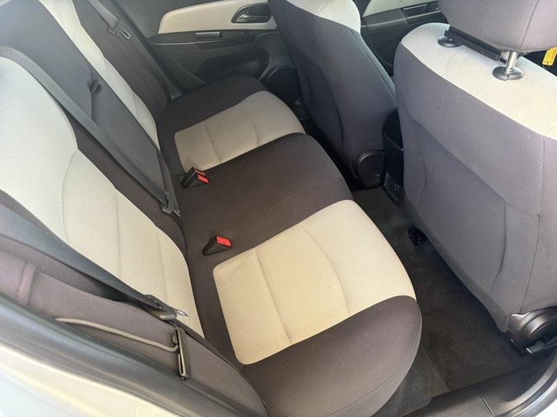 Chevrolet Cruze LS 2014