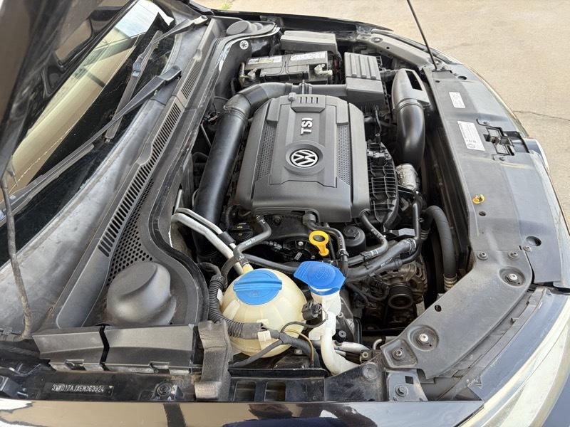 Volkswagen JETTA SE  2014