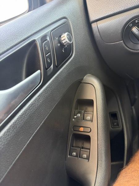 Volkswagen JETTA SE  2014