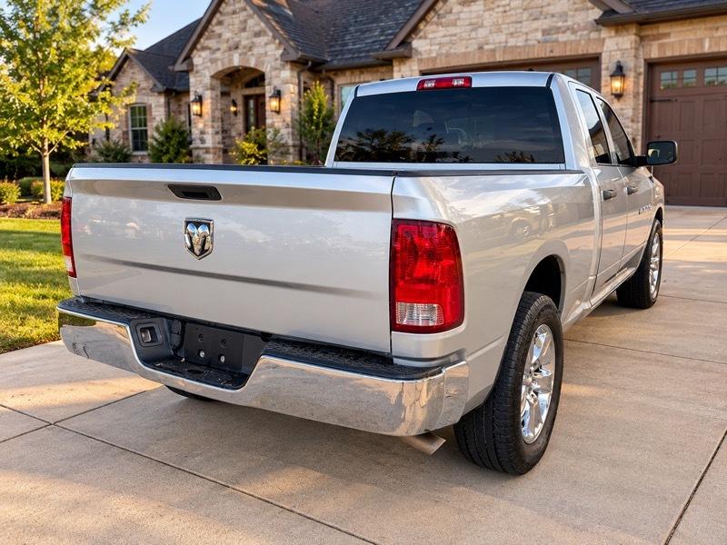 RAM 1500 2WD Crew Cab 149" ST 2012