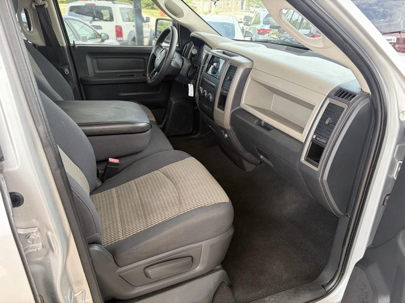 RAM 1500 2WD Crew Cab 149" ST 2012