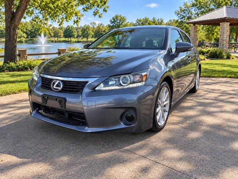 Lexus CT 200h FWD 4dr Hybrid 2013