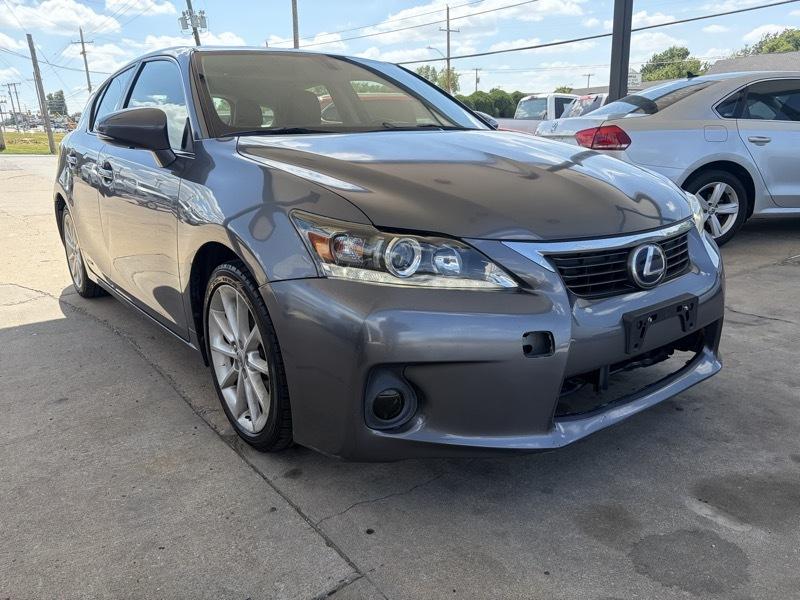 Lexus CT 200h FWD 4dr Hybrid 2013