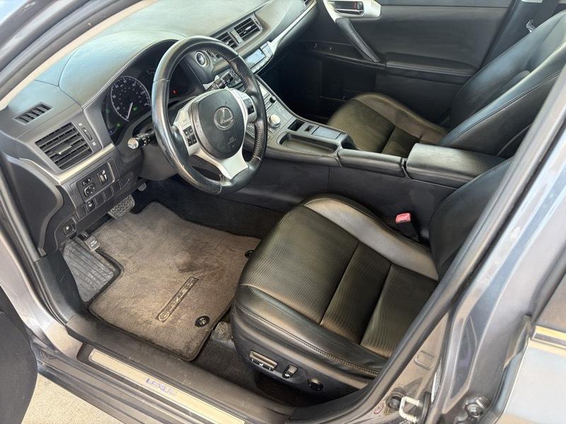 Lexus CT 200h FWD 4dr Hybrid 2013