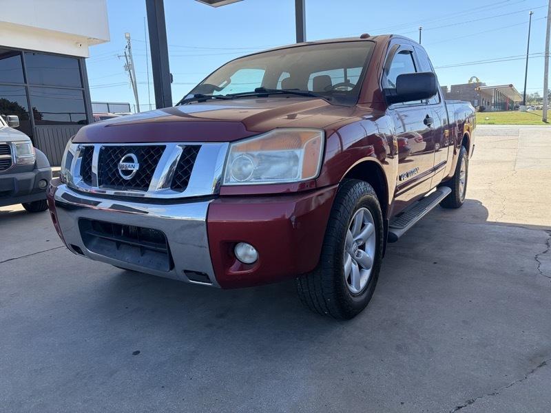 Nissan TITAN S/SV  2014