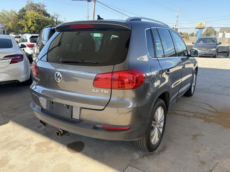 Volkswagen Tiguan SEL 4D SUV FWD 2014