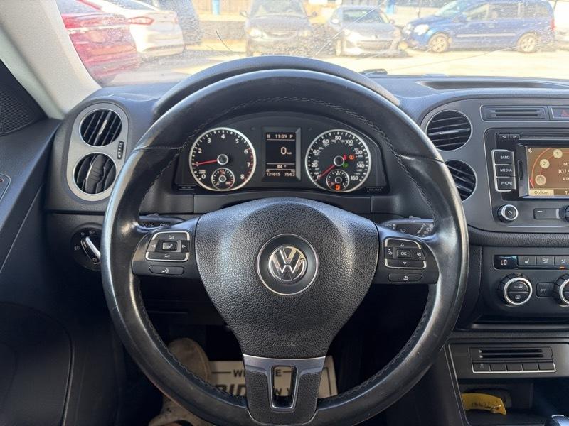 Volkswagen Tiguan SEL 4D SUV FWD 2014